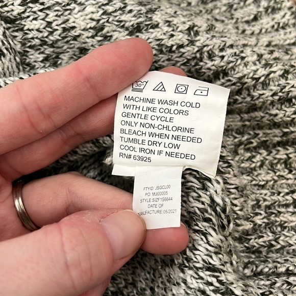 Even Tide Shaun Mixed Rope Yarn Stripe Crewneck Sweater - Size Medium - Picture 8 of 8